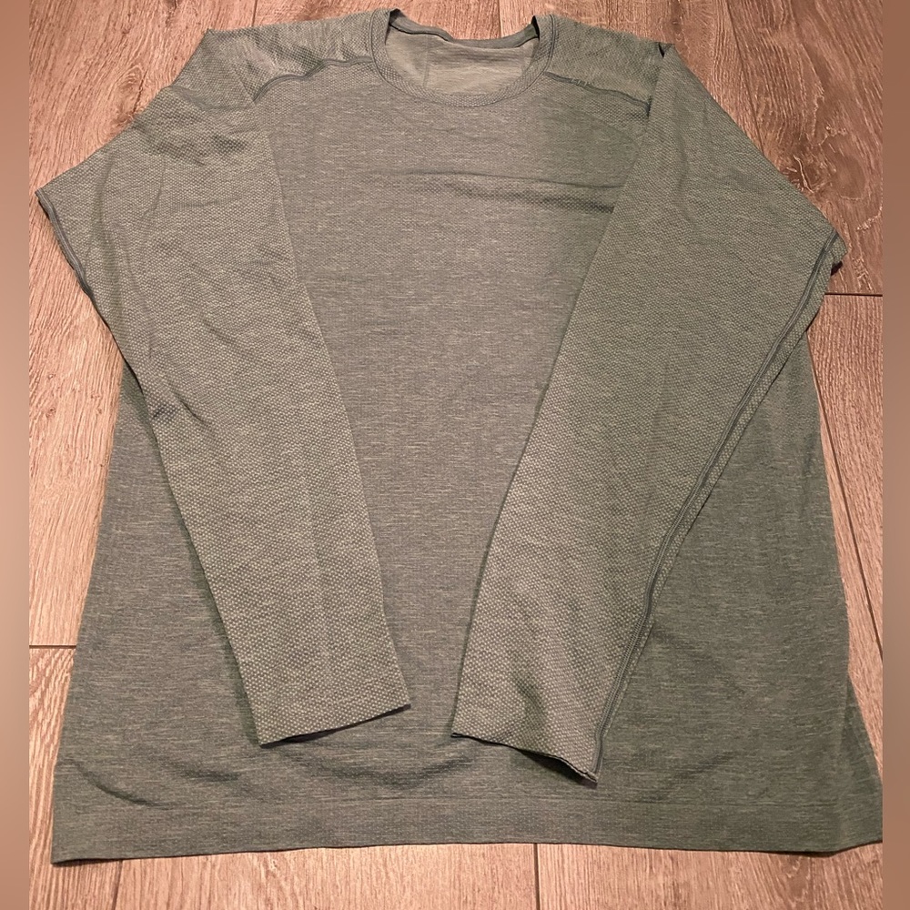 Men’s Lululemon Metal Vent Tech Long Sleeve